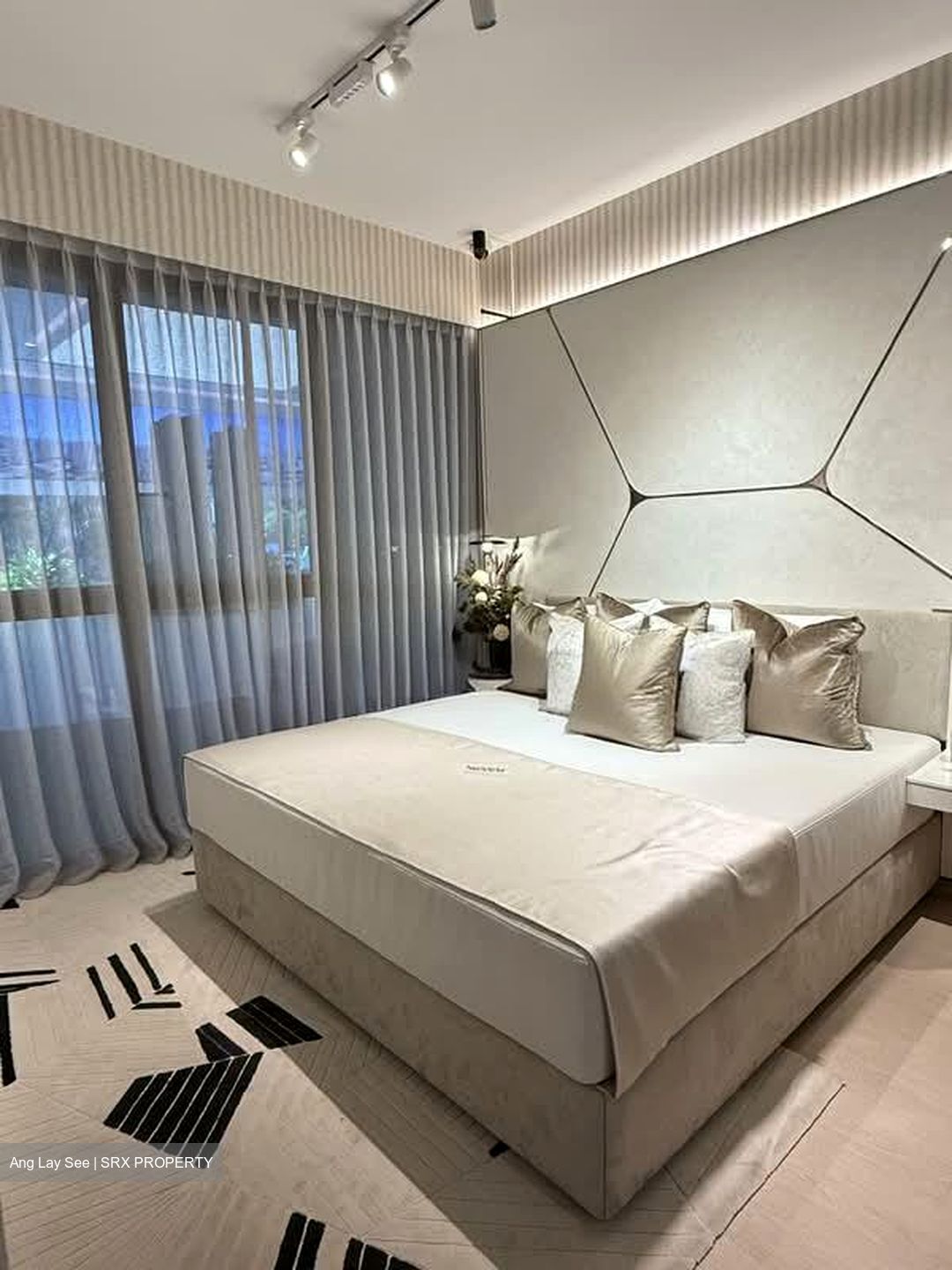 Lorong 8 Toa Payoh (D12), Condominium #555850881